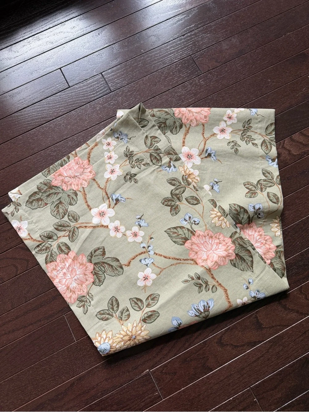 Threshold Floral Garden Table Runner in Sage Green